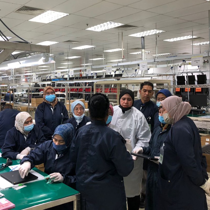 Reconext repairs and refurbishes laptops